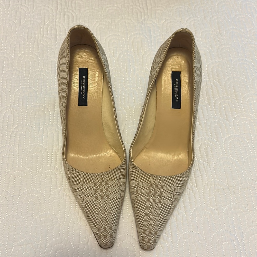 Burberry London heels